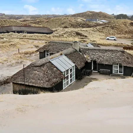 Lovely In Hvide Sande With Sauna בית נופש