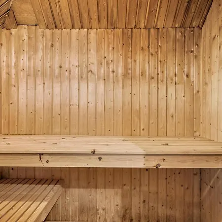 別荘 Lovely In Hvide Sande With Sauna Havrvig